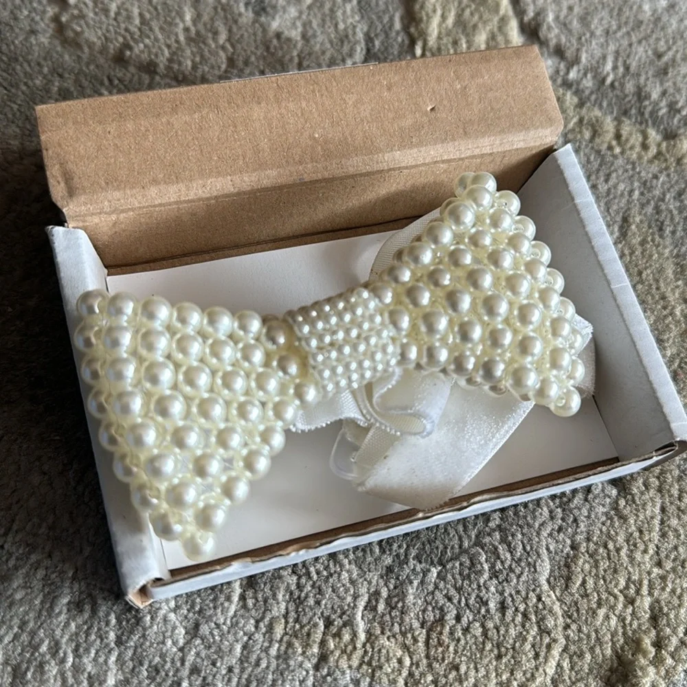 Handmade Pearl BowTie